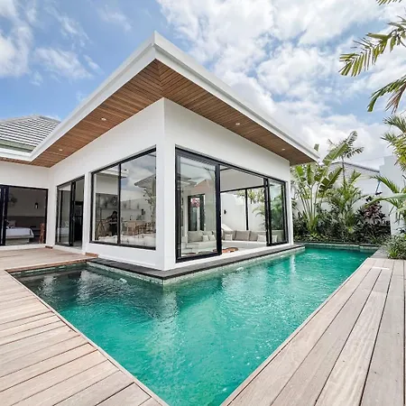 Luxury Villa 2Br In Canggu Padonan